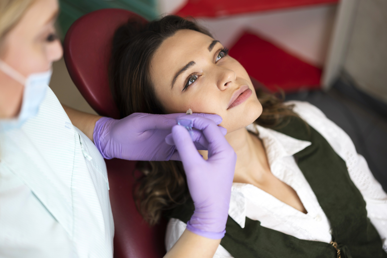 Dermal fillers treatment with Juvederm and Sculptra